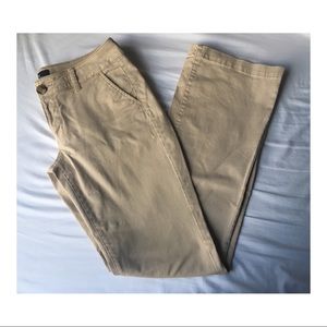 🦅 American Eagle Outfitters Khaki Pants